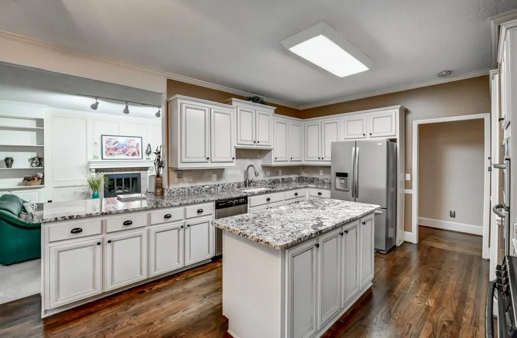190 Wing Mill Road, Sandy Springs, Georgia 30350, 5 Bedrooms Bedrooms, ,4 BathroomsBathrooms,Residential,Sold,190 Wing Mill Road,5974923