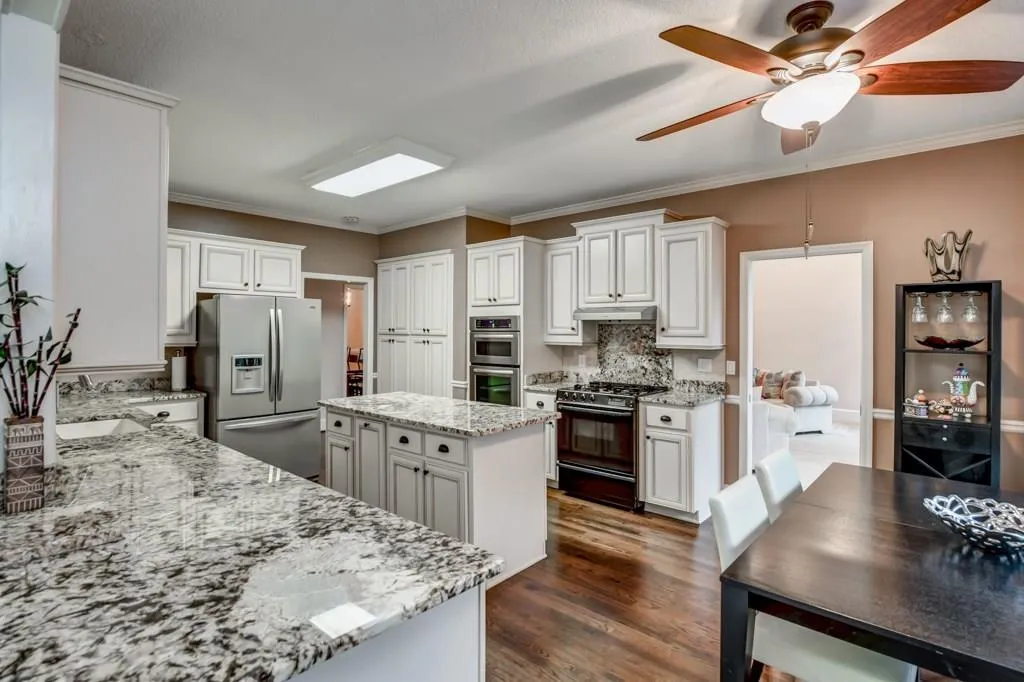190 Wing Mill Road, Sandy Springs, Georgia 30350, 5 Bedrooms Bedrooms, ,4 BathroomsBathrooms,Residential,Sold,190 Wing Mill Road,5974923