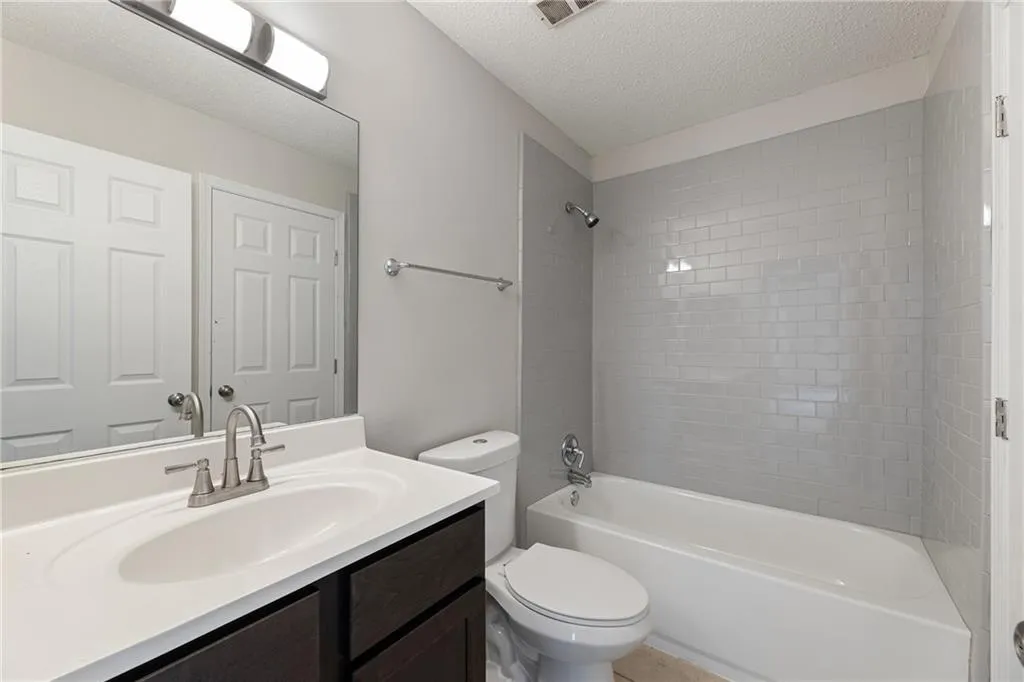 7102 Santa Fe Parkway, Sandy Springs, Georgia 30350, 3 Bedrooms Bedrooms, ,2 BathroomsBathrooms,Residential,Sold,7102 Santa Fe Parkway,7024171