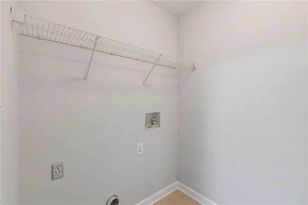 7102 Santa Fe Parkway, Sandy Springs, Georgia 30350, 3 Bedrooms Bedrooms, ,2 BathroomsBathrooms,Residential,Sold,7102 Santa Fe Parkway,7024171