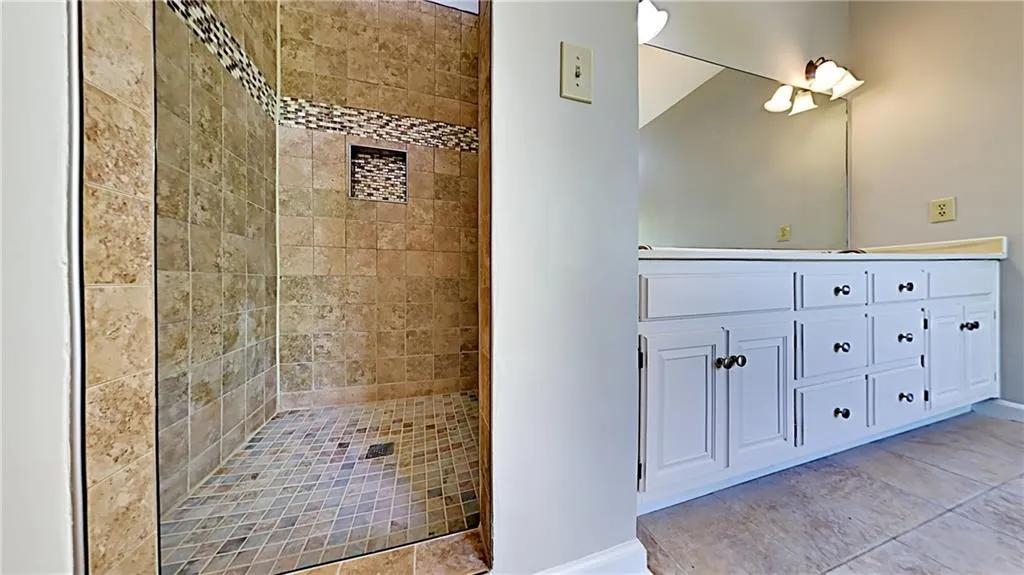 425 Ashdowne Way, Atlanta, Georgia 30350, 3 Bedrooms Bedrooms, ,2 BathroomsBathrooms,Residential,Sold,425 Ashdowne Way,6113189