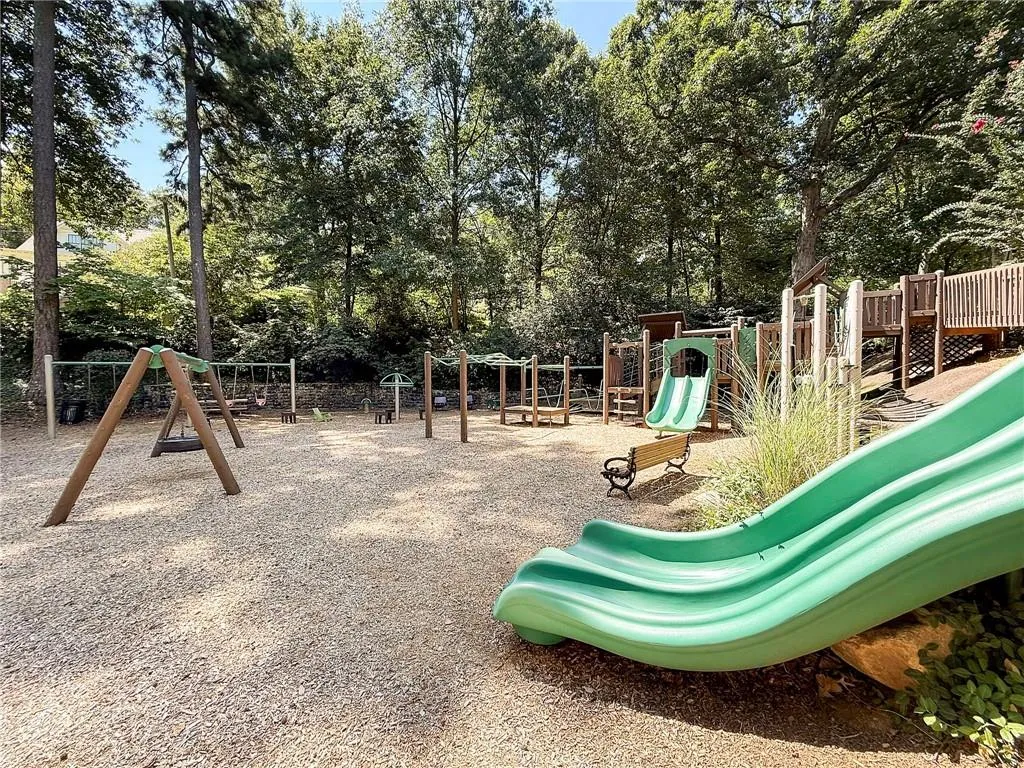 1651 Geary Drive Nw, Atlanta, Georgia 30309, 3 Bedrooms Bedrooms, ,2 BathroomsBathrooms,Residential,For Sale,1651 Geary Drive Nw,7667938