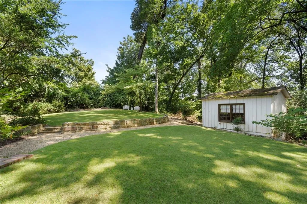 1651 Geary Drive Nw, Atlanta, Georgia 30309, 3 Bedrooms Bedrooms, ,2 BathroomsBathrooms,Residential,For Sale,1651 Geary Drive Nw,7667938