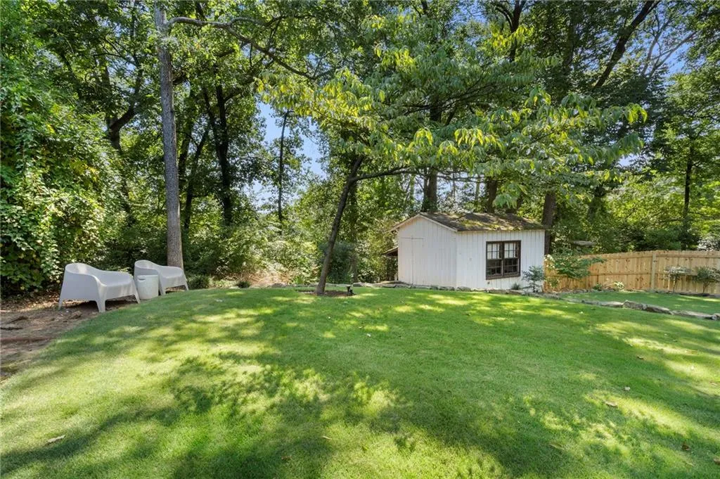 1651 Geary Drive Nw, Atlanta, Georgia 30309, 3 Bedrooms Bedrooms, ,2 BathroomsBathrooms,Residential,For Sale,1651 Geary Drive Nw,7667938