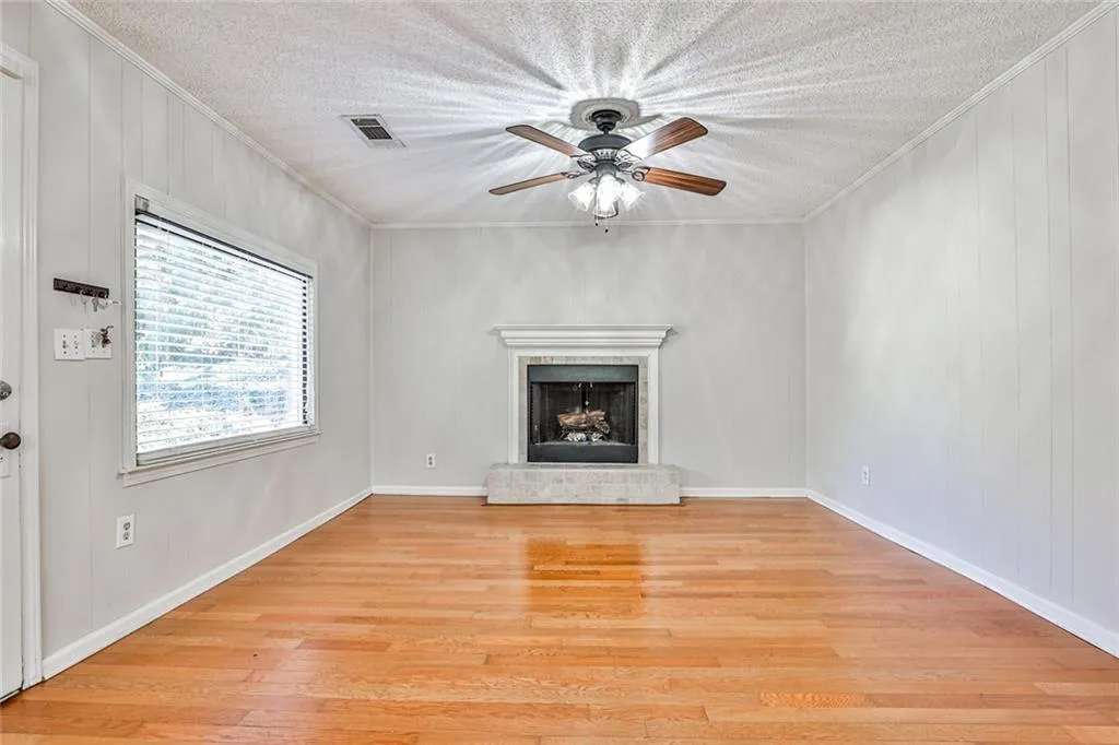 37 W Belle Isle Road, Atlanta, Georgia 30342, 3 Bedrooms Bedrooms, ,2 BathroomsBathrooms,Residential,Sold,37 W Belle Isle Road,7000739
