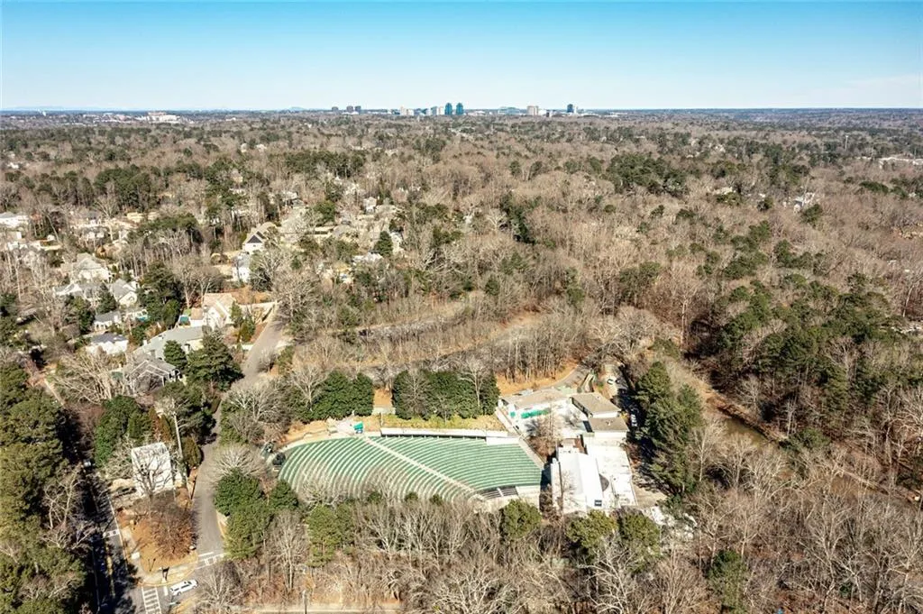 37 W Belle Isle Road, Atlanta, Georgia 30342, 3 Bedrooms Bedrooms, ,2 BathroomsBathrooms,Residential,Sold,37 W Belle Isle Road,7000739