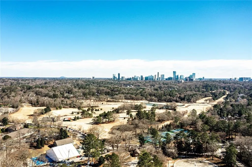 37 W Belle Isle Road, Atlanta, Georgia 30342, 3 Bedrooms Bedrooms, ,2 BathroomsBathrooms,Residential,Sold,37 W Belle Isle Road,7000739