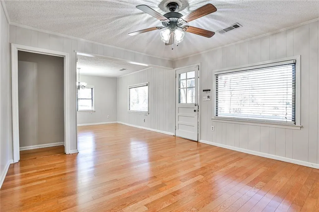 37 W Belle Isle Road, Atlanta, Georgia 30342, 3 Bedrooms Bedrooms, ,2 BathroomsBathrooms,Residential,Sold,37 W Belle Isle Road,7000739