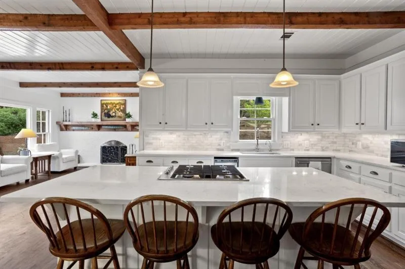 430 Tavern Circle, Sandy Springs, Georgia 30350, 5 Bedrooms Bedrooms, ,5 BathroomsBathrooms,Residential,Sold,430 Tavern Circle,7364219