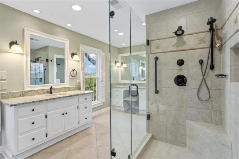 430 Tavern Circle, Sandy Springs, Georgia 30350, 5 Bedrooms Bedrooms, ,5 BathroomsBathrooms,Residential,Sold,430 Tavern Circle,7364219