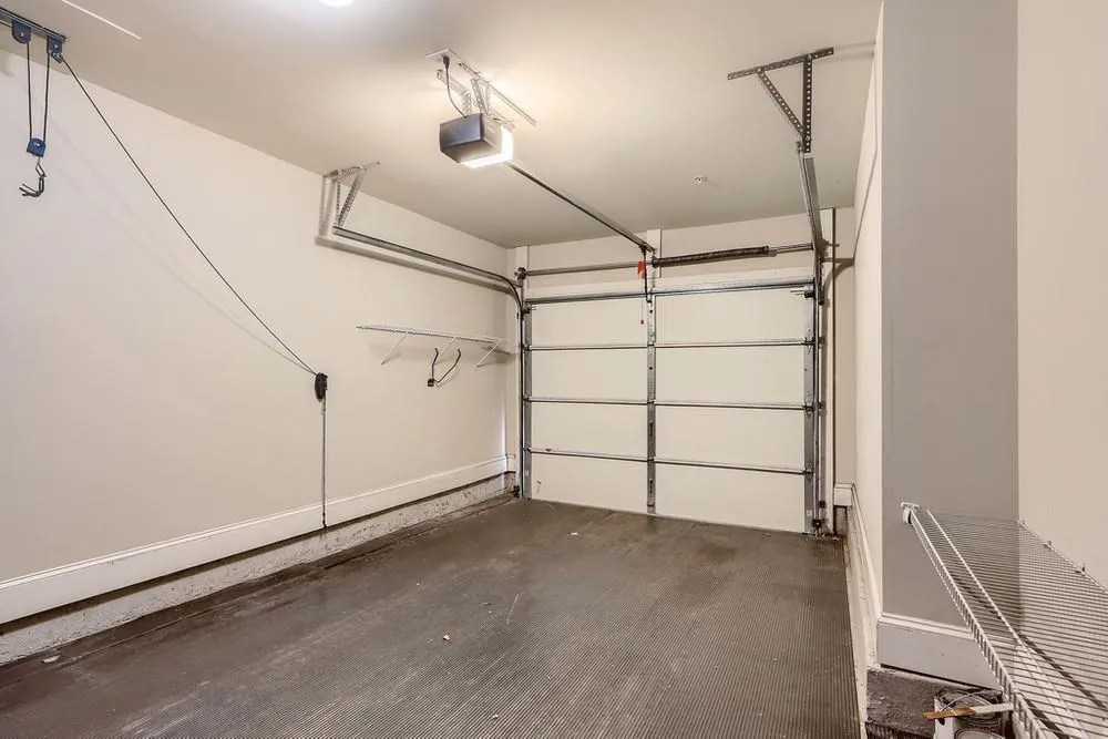 256 Legran Bend, Atlanta, Georgia 30328, 2 Bedrooms Bedrooms, ,2 BathroomsBathrooms,Residential,Sold,256 Legran Bend,7002704