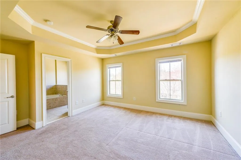 6448 Chariot Street Unit 10, Atlanta, Georgia 30328, 3 Bedrooms Bedrooms, ,2 BathroomsBathrooms,Residential,Sold,6448 Chariot Street Unit 10,5982898