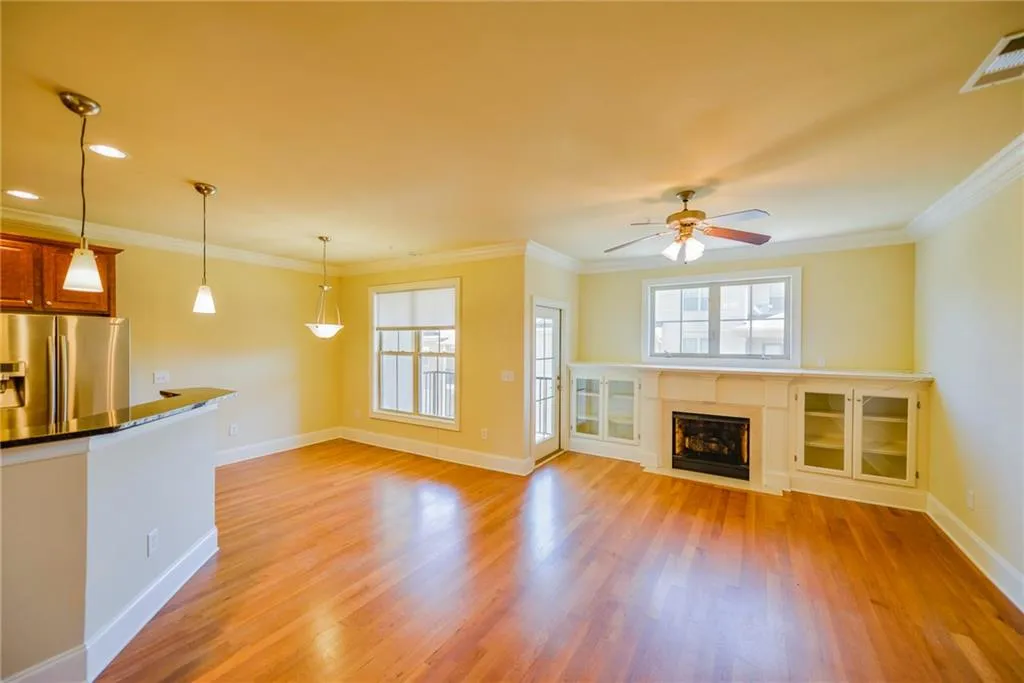 6448 Chariot Street Unit 10, Atlanta, Georgia 30328, 3 Bedrooms Bedrooms, ,2 BathroomsBathrooms,Residential,Sold,6448 Chariot Street Unit 10,5982898