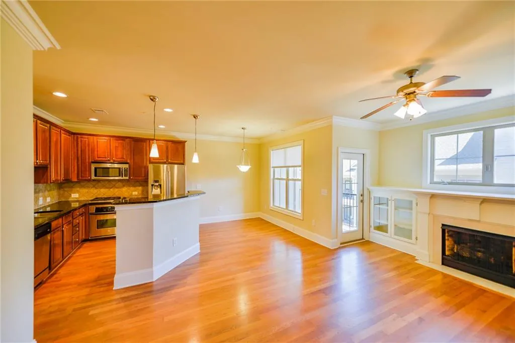 6448 Chariot Street Unit 10, Atlanta, Georgia 30328, 3 Bedrooms Bedrooms, ,2 BathroomsBathrooms,Residential,Sold,6448 Chariot Street Unit 10,5982898