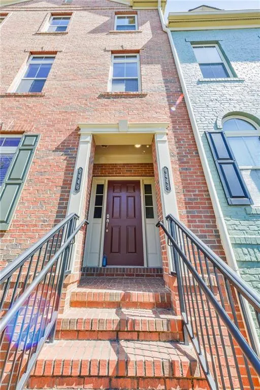 6448 Chariot Street Unit 10, Atlanta, Georgia 30328, 3 Bedrooms Bedrooms, ,2 BathroomsBathrooms,Residential,Sold,6448 Chariot Street Unit 10,5982898