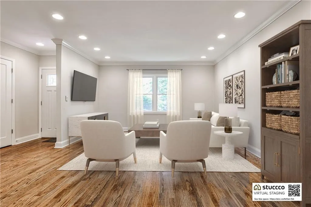 Family Room - virtually staged