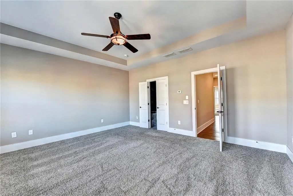 203 Alderwood Point, Atlanta, Georgia 30328, 3 Bedrooms Bedrooms, ,3 BathroomsBathrooms,Residential,Sold,203 Alderwood Point,6673414