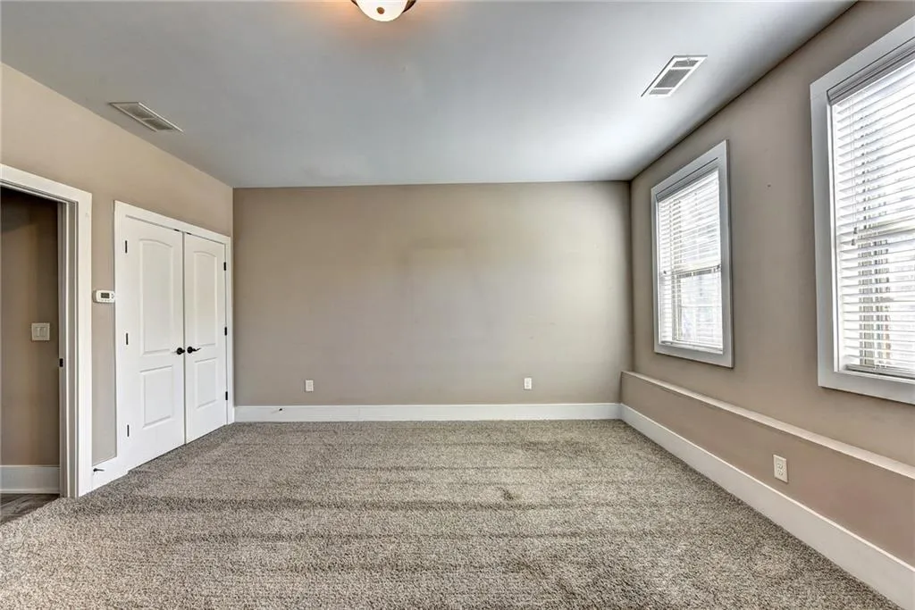203 Alderwood Point, Atlanta, Georgia 30328, 3 Bedrooms Bedrooms, ,3 BathroomsBathrooms,Residential,Sold,203 Alderwood Point,6673414