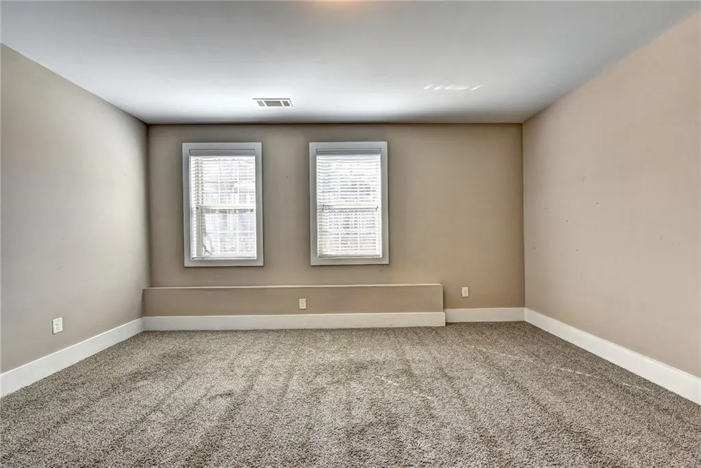 203 Alderwood Point, Atlanta, Georgia 30328, 3 Bedrooms Bedrooms, ,3 BathroomsBathrooms,Residential,Sold,203 Alderwood Point,6673414