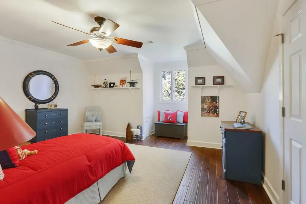 890 Marseilles Drive, Sandy Springs, Georgia 30327, 6 Bedrooms Bedrooms, ,7 BathroomsBathrooms,Residential,Sold,890 Marseilles Drive,6102512