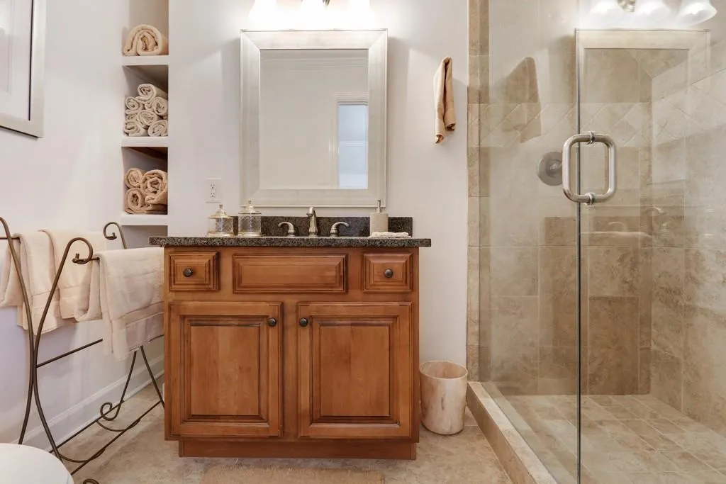 890 Marseilles Drive, Sandy Springs, Georgia 30327, 6 Bedrooms Bedrooms, ,7 BathroomsBathrooms,Residential,Sold,890 Marseilles Drive,6102512