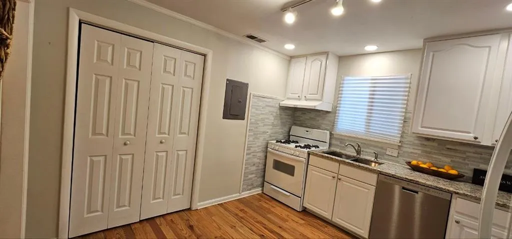346 Carpenter Drive Unit 72, Sandy Springs, Georgia 30328, 2 Bedrooms Bedrooms, ,2 BathroomsBathrooms,Residential,Sold,346 Carpenter Drive Unit 72,7246167