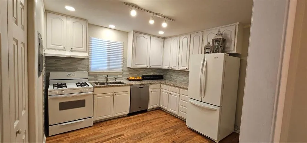 346 Carpenter Drive Unit 72, Sandy Springs, Georgia 30328, 2 Bedrooms Bedrooms, ,2 BathroomsBathrooms,Residential,Sold,346 Carpenter Drive Unit 72,7246167