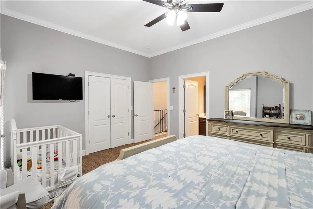 172 Peachtree Hollow Court, Sandy Springs, Georgia 30328, 2 Bedrooms Bedrooms, ,2 BathroomsBathrooms,Residential,Sold,172 Peachtree Hollow Court,7219219