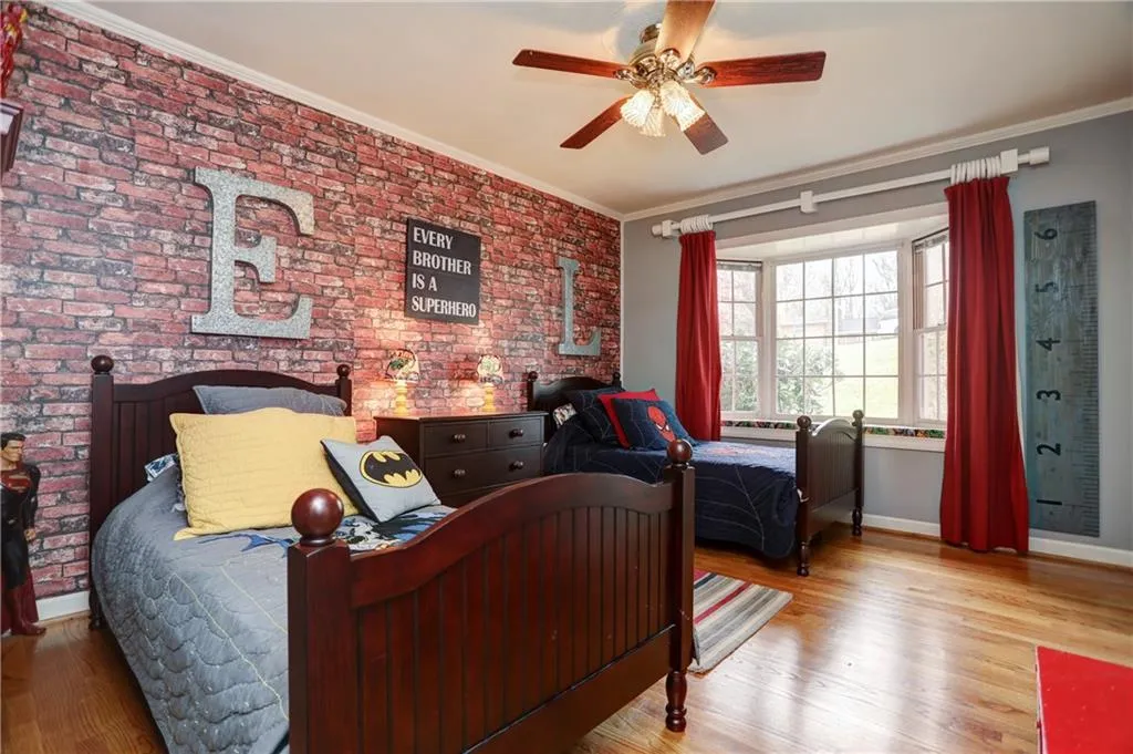 475 Forest Hills Drive, Atlanta, Georgia 30342, 3 Bedrooms Bedrooms, ,2 BathroomsBathrooms,Residential,Sold,475 Forest Hills Drive,6515041
