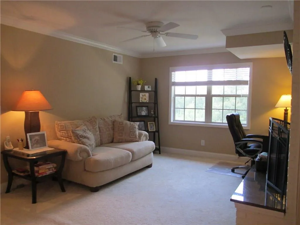 750 Dalrymple Road Unit F4, Atlanta, Georgia 30328, 4 Bedrooms Bedrooms, ,2 BathroomsBathrooms,Residential,Sold,750 Dalrymple Road Unit F4,5607989