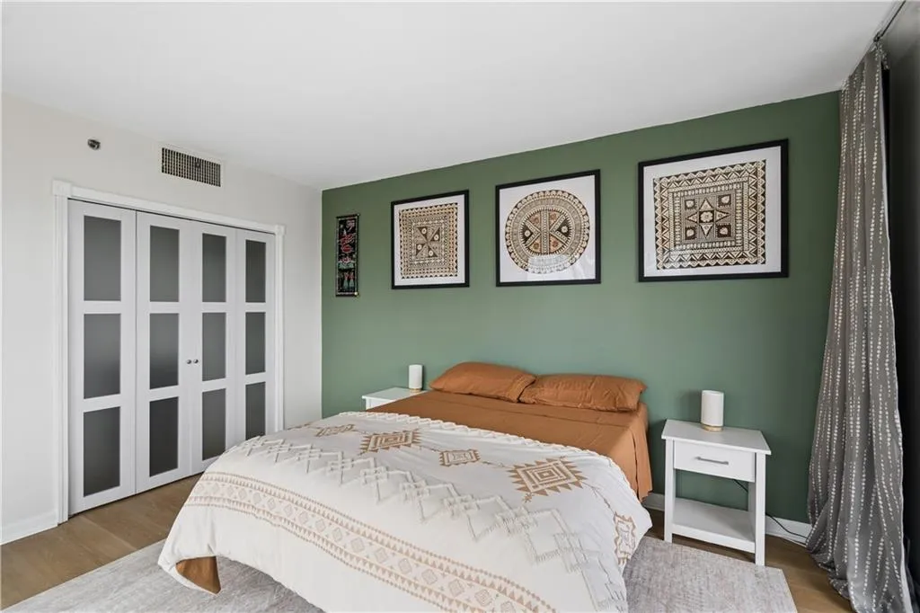 3481 Lakeside Drive Ne Unit 2503, Atlanta, Georgia 30326, 2 Bedrooms Bedrooms, 0 ,2 BathroomsBathrooms,Residential,For Sale,3481 Lakeside Drive Ne Unit 2503,7852821