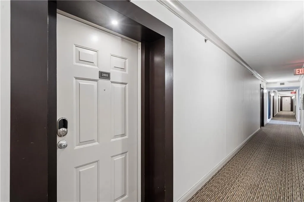 3481 Lakeside Drive Ne Unit 2503, Atlanta, Georgia 30326, 2 Bedrooms Bedrooms, 0 ,2 BathroomsBathrooms,Residential,For Sale,3481 Lakeside Drive Ne Unit 2503,7852821