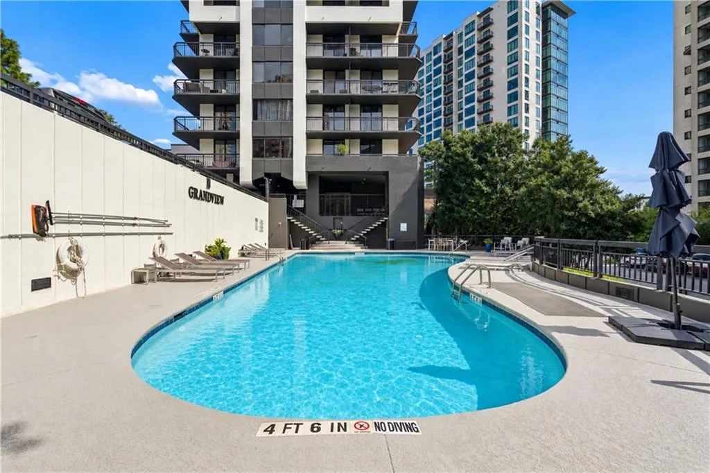 3481 Lakeside Drive Ne Unit 2503, Atlanta, Georgia 30326, 2 Bedrooms Bedrooms, 0 ,2 BathroomsBathrooms,Residential,For Sale,3481 Lakeside Drive Ne Unit 2503,7852821