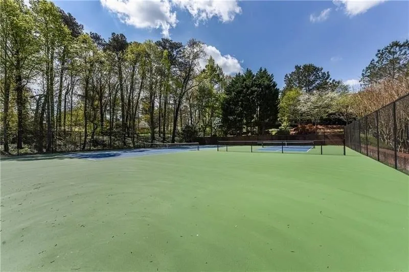 7155 Roswell Road Unit 33, Sandy Springs, Georgia 30328, 3 Bedrooms Bedrooms, ,3 BathroomsBathrooms,Residential,Sold,7155 Roswell Road Unit 33,5994583