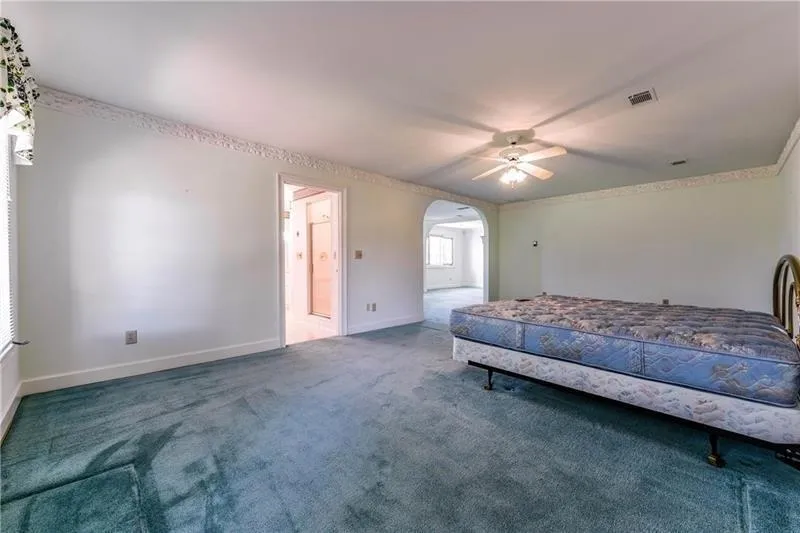 7155 Roswell Road Unit 33, Sandy Springs, Georgia 30328, 3 Bedrooms Bedrooms, ,3 BathroomsBathrooms,Residential,Sold,7155 Roswell Road Unit 33,5994583