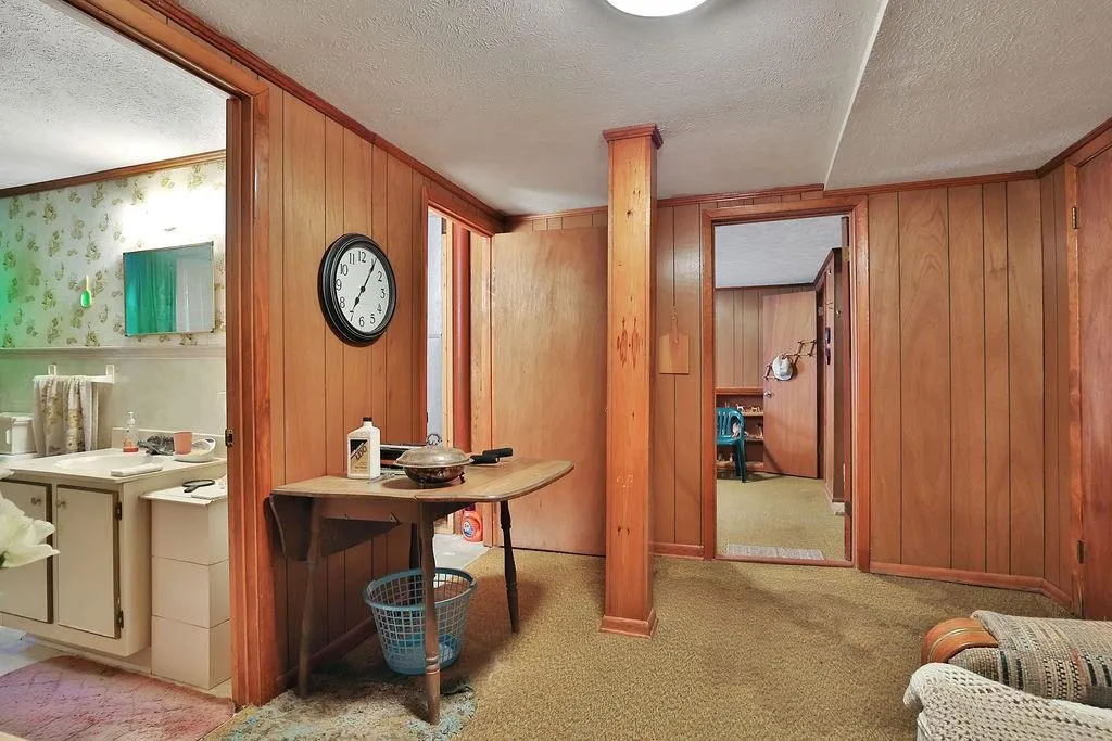 266 Colewood Way, Atlanta, Georgia 30328, 4 Bedrooms Bedrooms, ,3 BathroomsBathrooms,Residential,Sold,266 Colewood Way,7160302