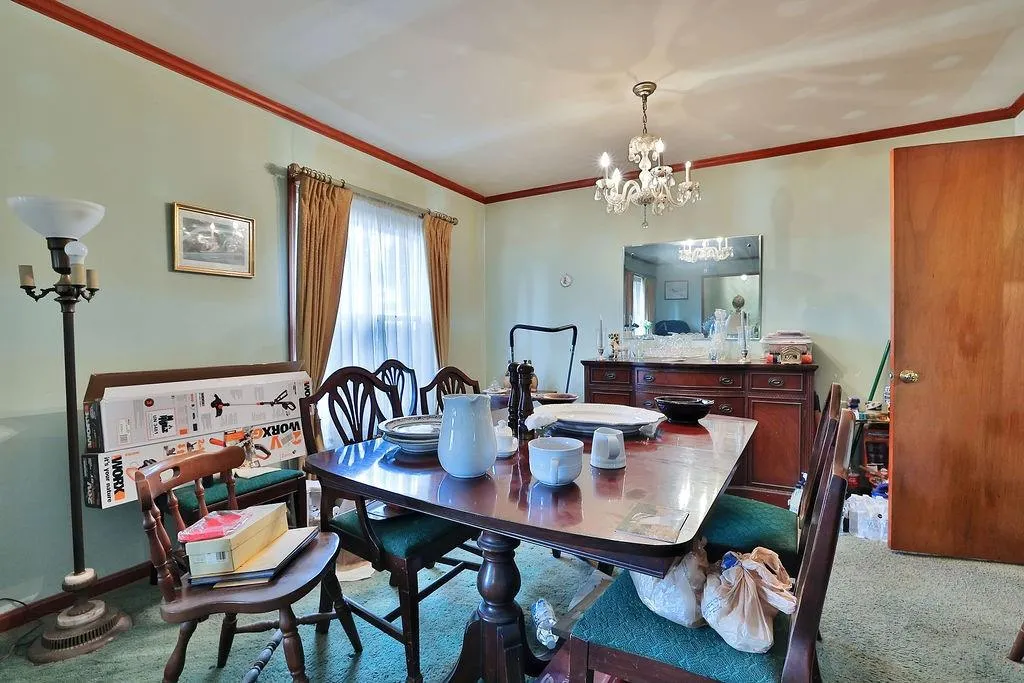 266 Colewood Way, Atlanta, Georgia 30328, 4 Bedrooms Bedrooms, ,3 BathroomsBathrooms,Residential,Sold,266 Colewood Way,7160302