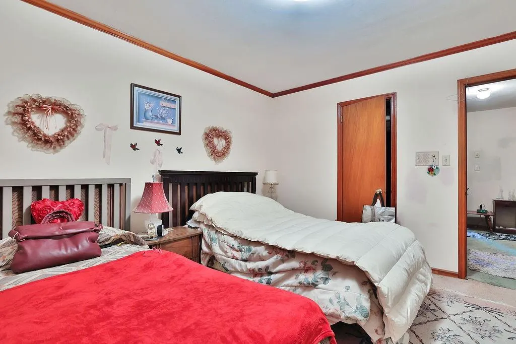 266 Colewood Way, Atlanta, Georgia 30328, 4 Bedrooms Bedrooms, ,3 BathroomsBathrooms,Residential,Sold,266 Colewood Way,7160302