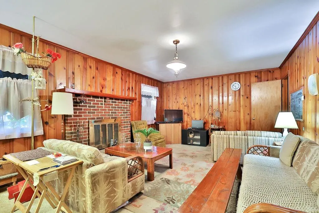 266 Colewood Way, Atlanta, Georgia 30328, 4 Bedrooms Bedrooms, ,3 BathroomsBathrooms,Residential,Sold,266 Colewood Way,7160302