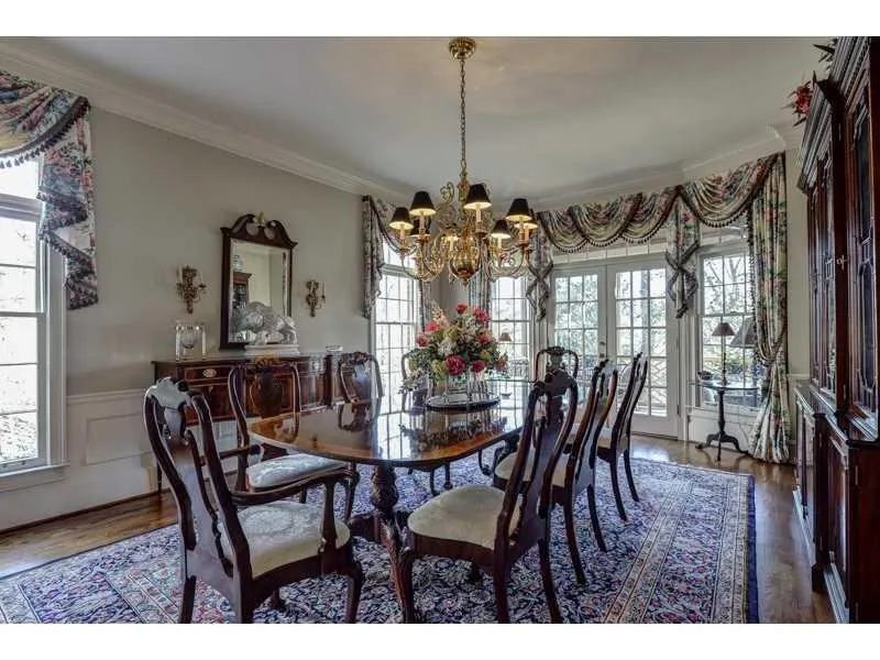 7865 N Spalding Lake Drive, Sandy Springs, Georgia 30350, 5 Bedrooms Bedrooms, ,5 BathroomsBathrooms,Residential,Sold,7865 N Spalding Lake Drive,5394902