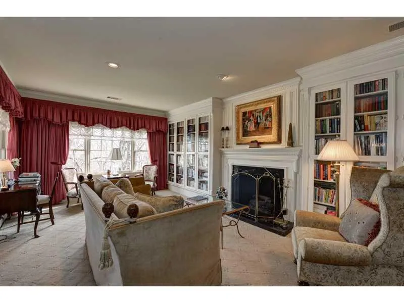 7865 N Spalding Lake Drive, Sandy Springs, Georgia 30350, 5 Bedrooms Bedrooms, ,5 BathroomsBathrooms,Residential,Sold,7865 N Spalding Lake Drive,5394902