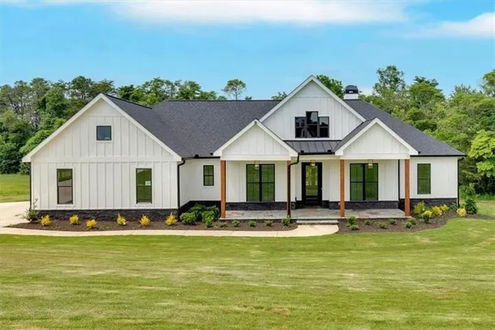 300 Eminence Peak, Rydal, Georgia 30171