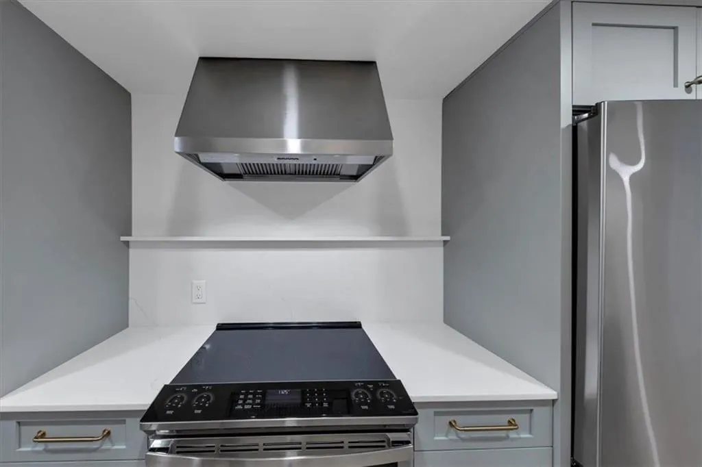 39 Ivy Gates Ne Unit 9, Atlanta, Georgia 30342, 2 Bedrooms Bedrooms, ,2 BathroomsBathrooms,Residential,For Sale,39 Ivy Gates Ne Unit 9,7629336
