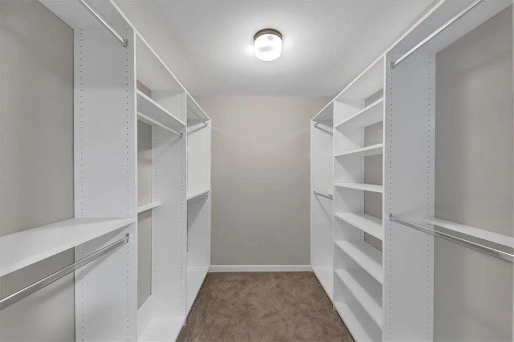 39 Ivy Gates Ne Unit 9, Atlanta, Georgia 30342, 2 Bedrooms Bedrooms, ,2 BathroomsBathrooms,Residential,For Sale,39 Ivy Gates Ne Unit 9,7629336