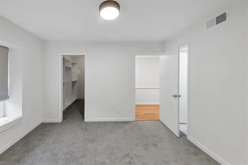 39 Ivy Gates Ne Unit 9, Atlanta, Georgia 30342, 2 Bedrooms Bedrooms, ,2 BathroomsBathrooms,Residential,For Sale,39 Ivy Gates Ne Unit 9,7629336