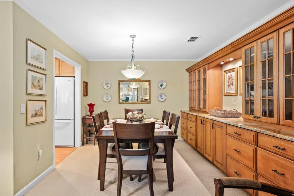 500 Bainbridge Drive, Sandy Springs, Georgia 30327, 2 Bedrooms Bedrooms, ,2 BathroomsBathrooms,Residential,For Sale,500 Bainbridge Drive,7635118