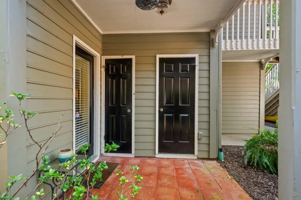 500 Bainbridge Drive, Sandy Springs, Georgia 30327, 2 Bedrooms Bedrooms, ,2 BathroomsBathrooms,Residential,For Sale,500 Bainbridge Drive,7635118