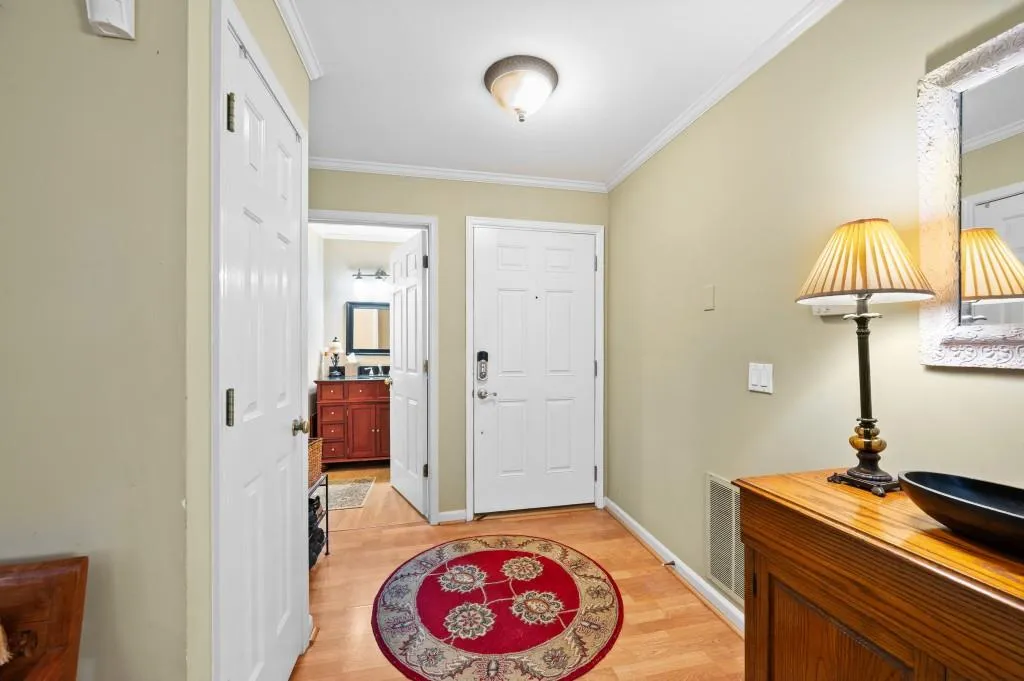 500 Bainbridge Drive, Sandy Springs, Georgia 30327, 2 Bedrooms Bedrooms, ,2 BathroomsBathrooms,Residential,For Sale,500 Bainbridge Drive,7635118
