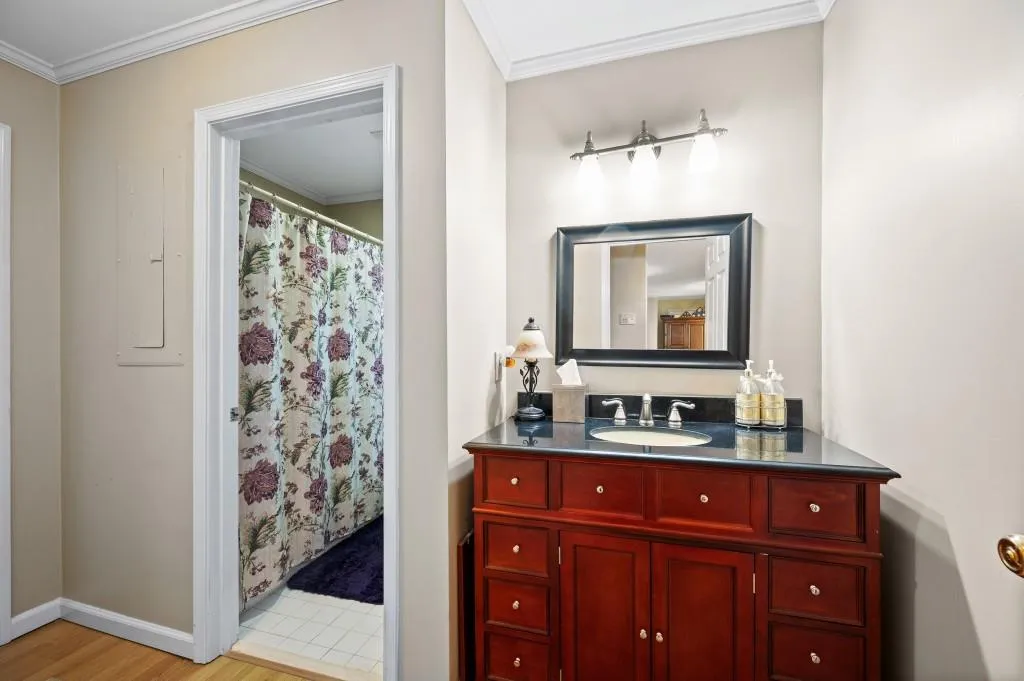 500 Bainbridge Drive, Sandy Springs, Georgia 30327, 2 Bedrooms Bedrooms, ,2 BathroomsBathrooms,Residential,For Sale,500 Bainbridge Drive,7635118