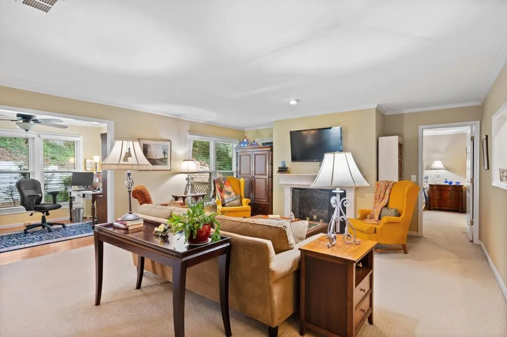 500 Bainbridge Drive, Sandy Springs, Georgia 30327, 2 Bedrooms Bedrooms, ,2 BathroomsBathrooms,Residential,For Sale,500 Bainbridge Drive,7635118